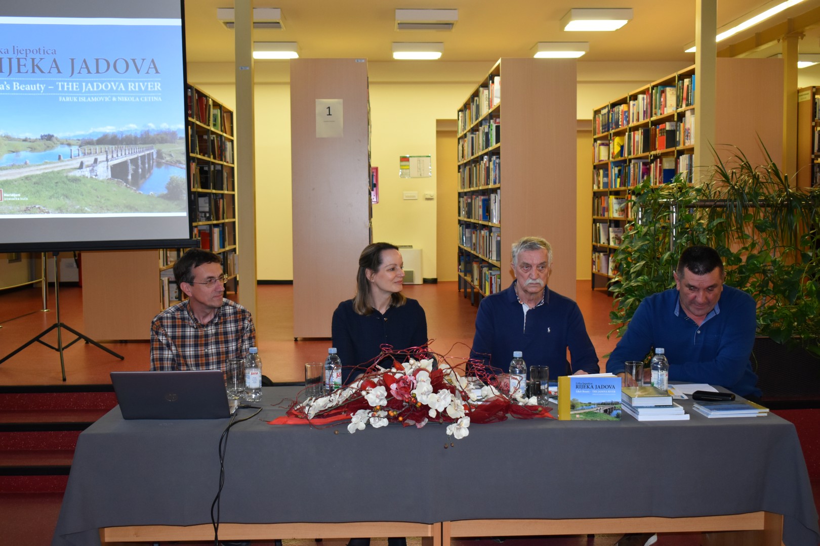 Pročitajte više o članku Predstavljena knjiga „Lička ljepotica – rijeka Jadova“