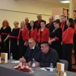 📚📖U SNK Gospić predstavljena je jedinstvena antologija hrvatskog rodoljubnog pjeva, Od Jadra do Baške, autora Ante Nadimira Tadića Šutre
