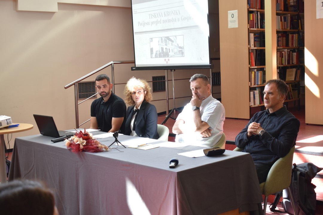Pročitajte više o članku Jučer, 30.09. u Snk Gospić održana je radionica o povijesti novinarstva u našem gradu Gospiću i o novinarstvu u kriznim situacijama.